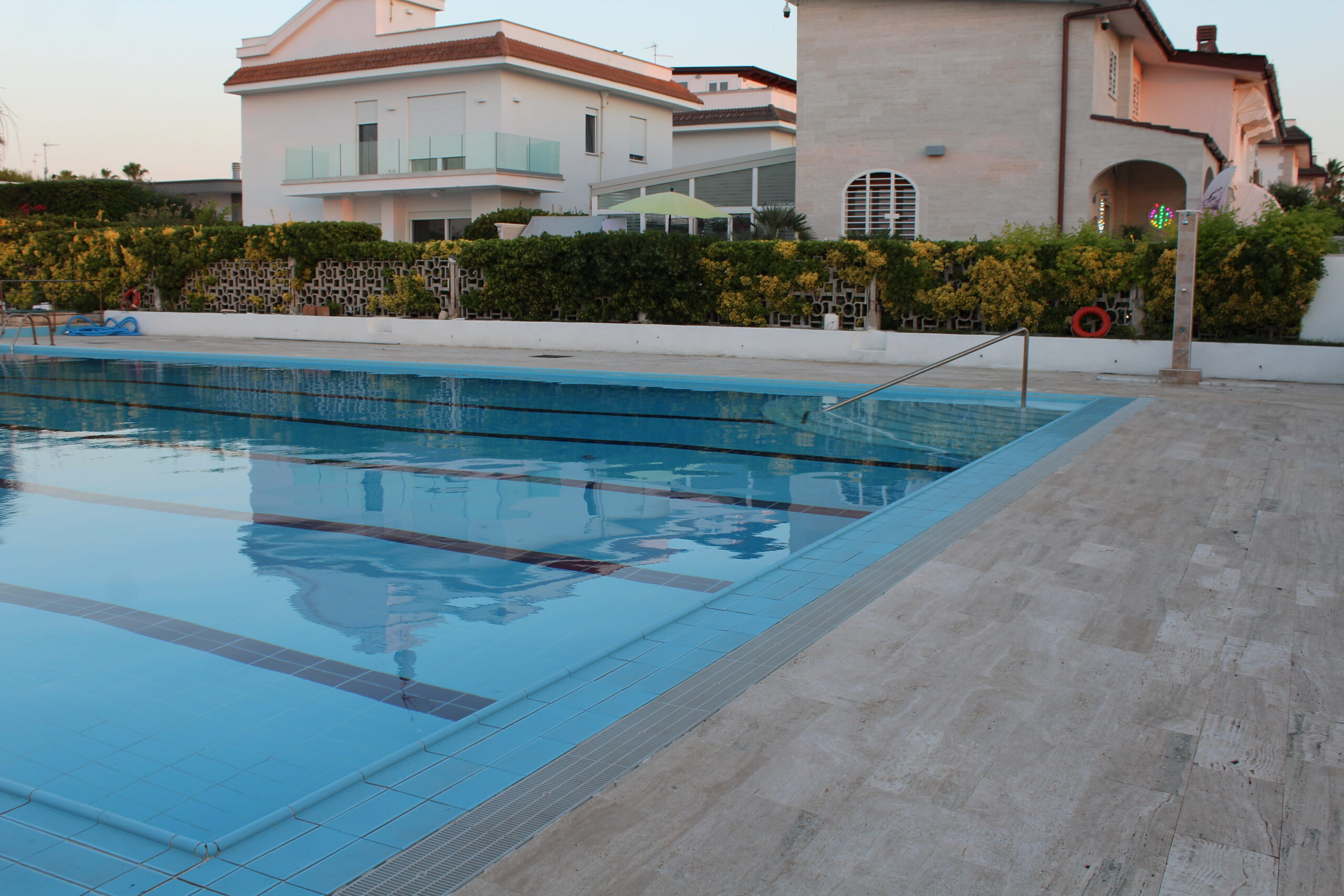 44.piscina